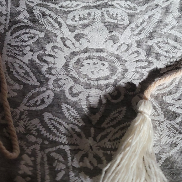 Yuni Los Angeles Floral Gray Shirt Sz XL - Picture 5 of 7